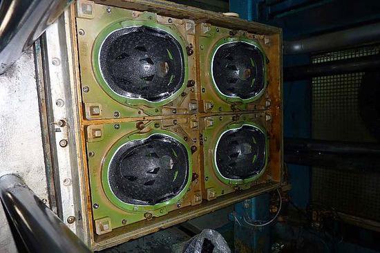 碳纖維頭盔成型需要用到離型劑嗎？